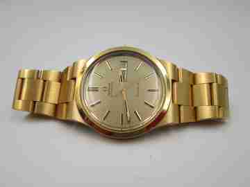 Omega Geneve. Gold plated & steel. Automatic. Calendar. Bracelet. 1970's