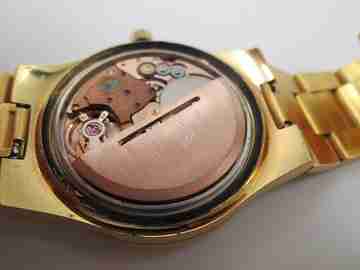 Omega Geneve. Gold plated & steel. Automatic. Calendar. Bracelet. 1970's