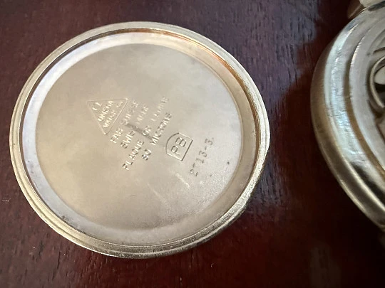 Omega Jumbo Calatrava. Chapado en oro rosa 80 micras. Cuerda manual. 1950. Suiza