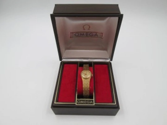 Omega ladie's watch. 20 micron gold plated & steel. Manual wind. Box. 1970's