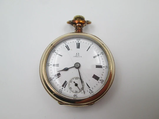 Omega lepine. Metal chapado oro. Cuerda remontoir. Esfera porcelana. Suiza. 1900