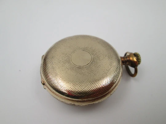 Omega lepine. Metal chapado oro. Cuerda remontoir. Esfera porcelana. Suiza. 1900