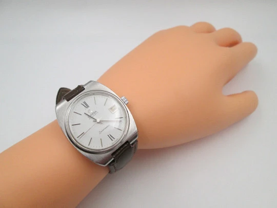 Omega Seamaster automatic men's watch. Stainless steel. Calendar. Strap. 1970's Omega Seamaster automatic men's watch. Stainless steel. Calendar. Strap. 1970's