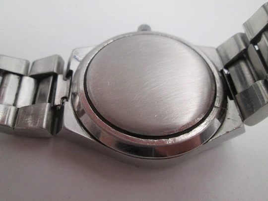 Omega Seamaster Cosmic 2000. Acero inoxidable. Automático. Calendario. Brazalete Omega Seamaster Cosmic 2000. Acero inoxidable. Automático. Calendario. Brazalete