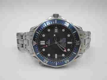 Omega Seamaster Professional Diver chronometer James Bond 300 meters