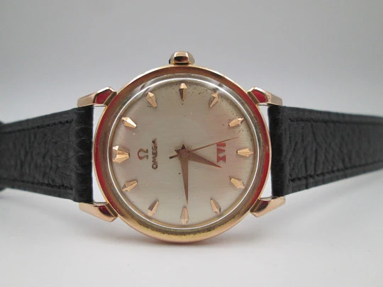 Omega Seamaster XVI Melbourne 1956 Olympic Games .18k yellow gold. Box