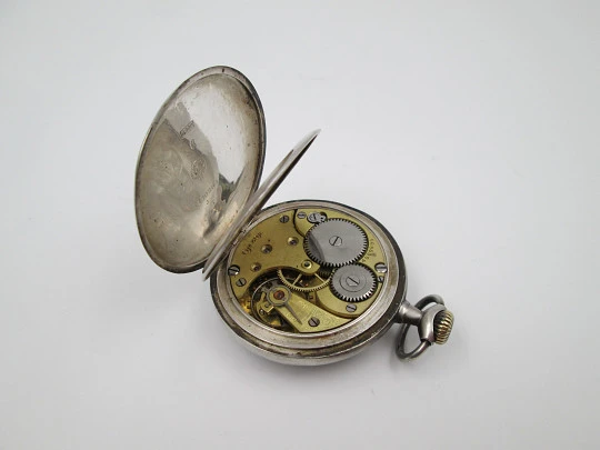 Omega. 900 sterling silver. Stem-wind. Open face. Seconds hand. Porcelain dial. 1920's