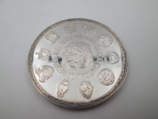 One new sol coin. Central Bank of Peru. 925 sterling silver. Animals in extinction. 1994