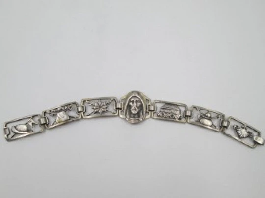 Openwork handmade bracelet. Sterling silver. Santiago Apostle motifs. 1948