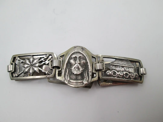 Openwork handmade bracelet. Sterling silver. Santiago Apostle motifs. 1948