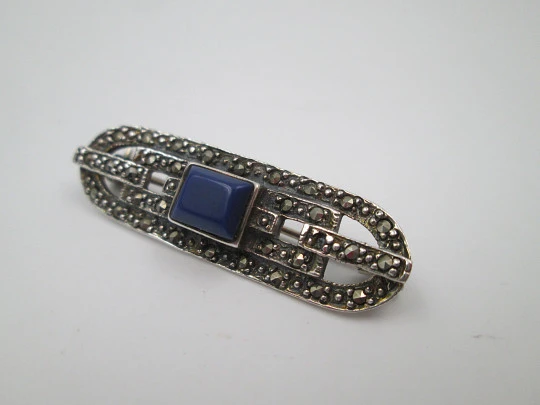 Openwork women's brooch. 925 sterling silver. Marcasites & lapis lazuli. 1940's. Europe