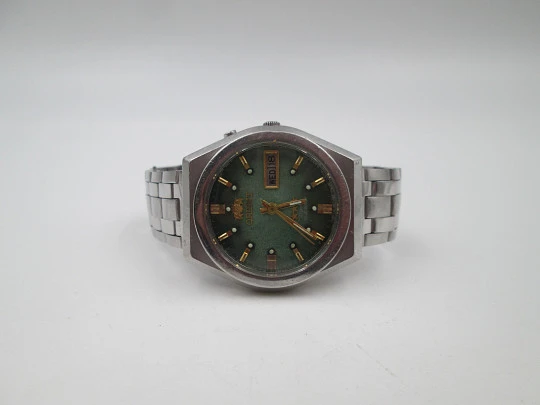 Orient Crystal 3 Stars. Acero. Dial texturizado verde. Calendario. Automático. Brazalete Orient Crystal 3 Stars. Acero. Dial texturizado verde. Calendario. Automático. Brazalete