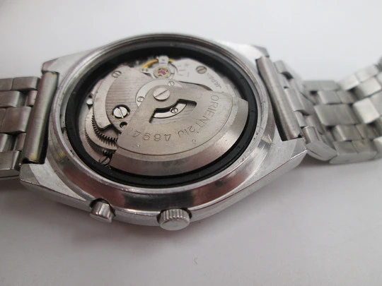 Orient Crystal 3 Stars. Acero. Dial texturizado verde. Calendario. Automático. Brazalete Orient Crystal 3 Stars. Acero. Dial texturizado verde. Calendario. Automático. Brazalete