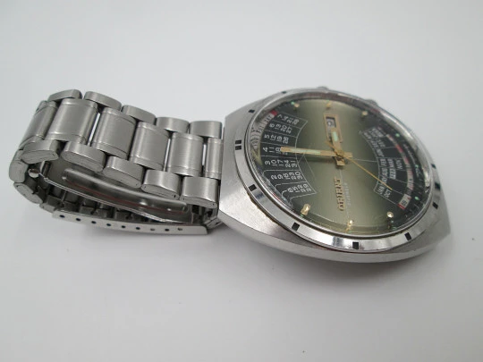 Orient Multi-Year Calendar. Automatic. Stainless steel. Bracelet. 1970's. Japan