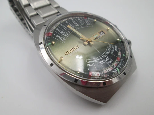 Orient Multi-Year Calendar. Automatic. Stainless steel. Bracelet. 1970's. Japan