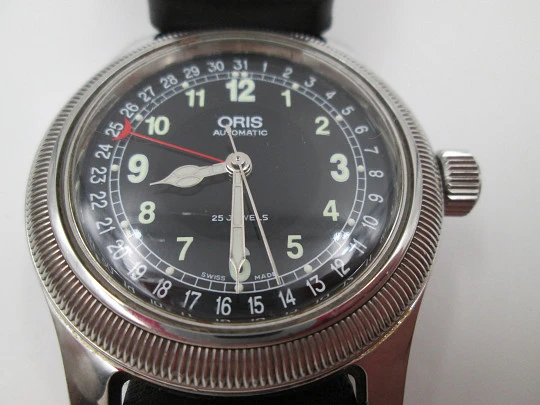 Oris Big Crown Pointer Date. Automático. Acero inoxidable. Dial negro. 1990. Suiza