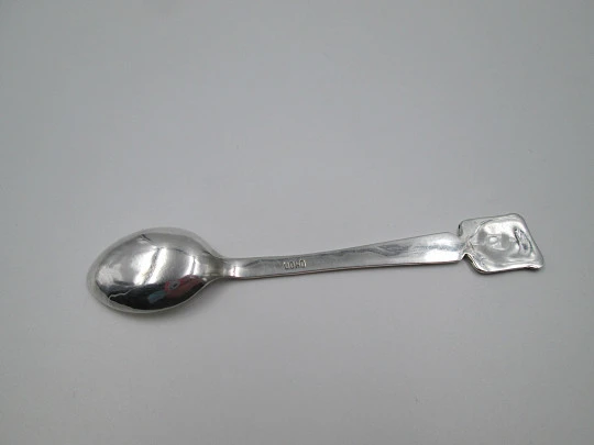 Ornate spoon. Sterling silver. Cartagena shield and coffee bean. Colombia. 1980's
