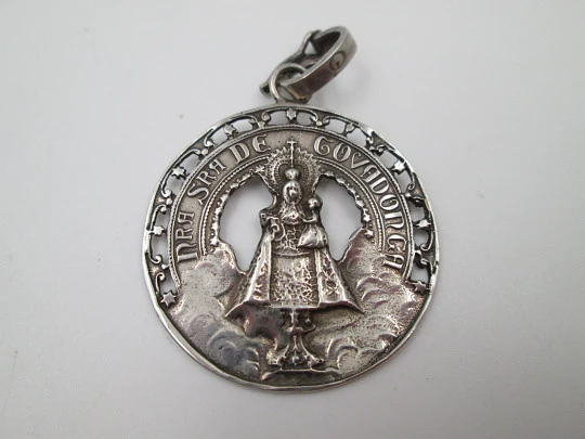Our Lady of Covadonga openwork religious medal. Sterling silver. Spain. 1950's