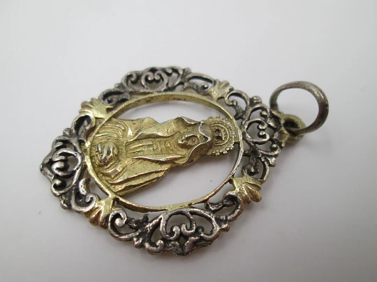 Our Lady of Sorrows openwork medal. 925 sterling silver & vermeil. 1980's. Spain