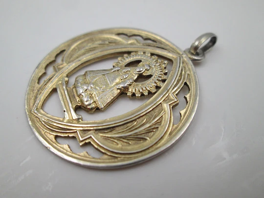 Our Lady of the Pillar openwork medal. Vermeil sterling silver. 1930's