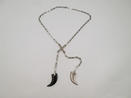 Paco Blanco unisex necklace. 925 sterling silver & black enamel. Chain and horns. Italy