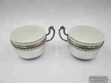 Pair breakfast cups. 916 sterling silver and porcelain. 1920's. Sugrañes