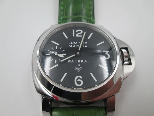 Panerai Luminor Marina. Cuerda Manual. Esfera negra. Segundero