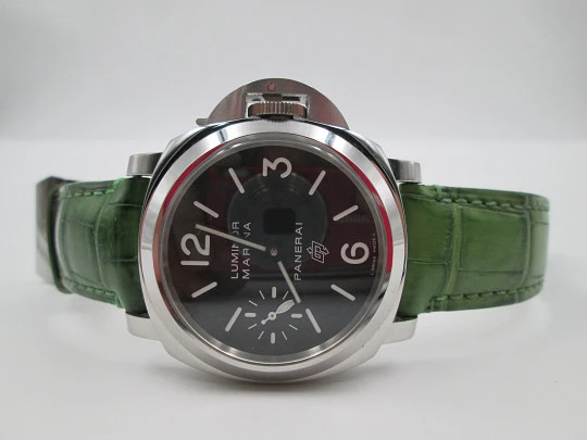 Panerai Luminor Marina. Cuerda Manual. Esfera negra. Segundero