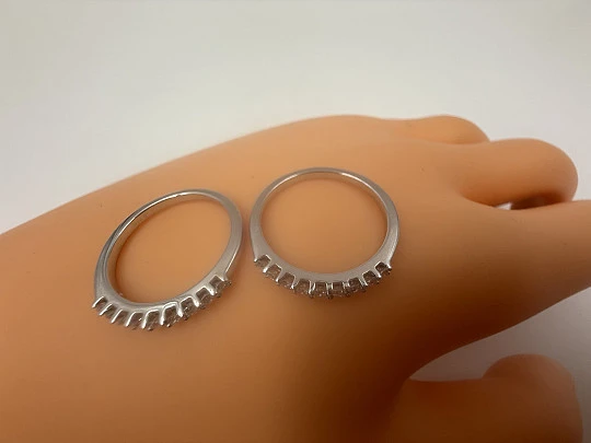Pareja de alianzas. Oro blanco 18k y diamantes. Gemco Jewels. 2010