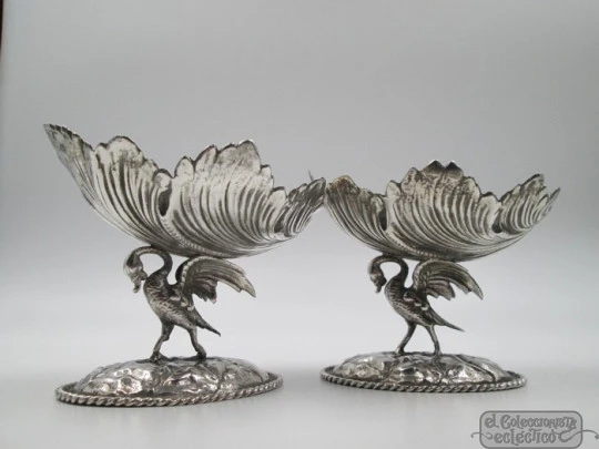 Pareja de almendreros. Plata de ley 925. Años 70. Dragones alados