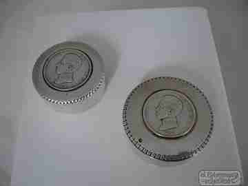 Pareja de pastilleros. Plata de ley. Pesetas de Alfonso XIII. 1970
