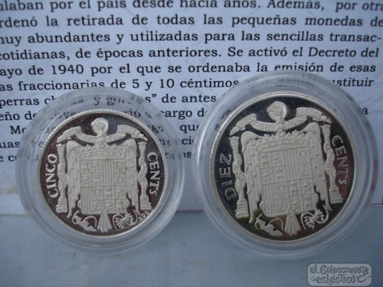 Pareja monedas plata pura de ley. 5 y 10 céntimos. Años 1940-1941