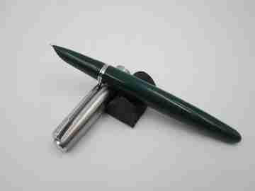 Parker 21. Stainless steel & green plastic. 1950's. Aerometric system. USA