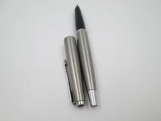 Parker 45 Flighter. Stainless steel and black plastic. 1970's. Aerometric system. Spain