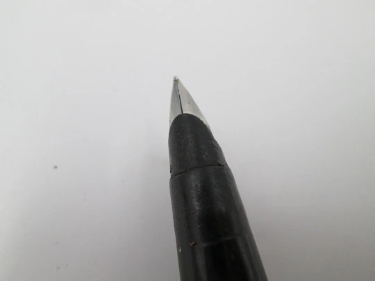 Parker 45 Flighter. Stainless steel and black plastic. 1970's. Aerometric system. Spain