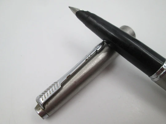 Parker 45 Flighter. Stainless steel and black plastic. 1970's. Aerometric system. Spain