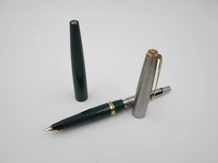 Parker 45 Gt Stainless Steel Gold Plated Green Plastic | El