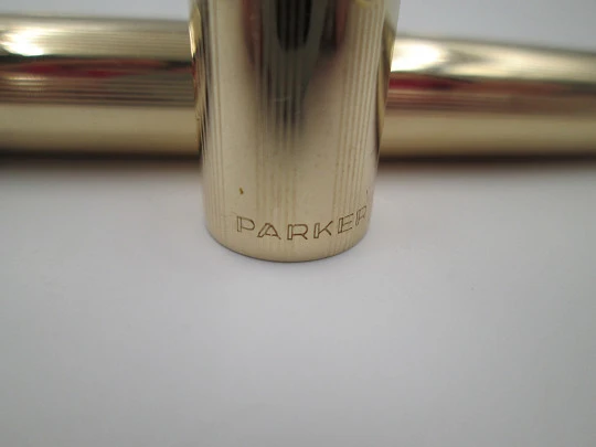 Parker 65 Custom Insignia fountain pen. 12 karat gold plated. United Kingdom. 1960's Parker 65 Custom Insignia fountain pen. 12 karat gold plated. United Kingdom. 1960's
