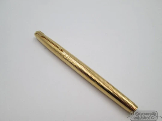 Parker 75 Custom Insignia. Gold filled & black plastic. 1968. Converter. 14k