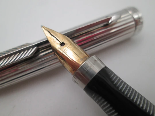 Parker 75 fountain pen and ballpoint set. Silver plated. Original box. France. 1990's