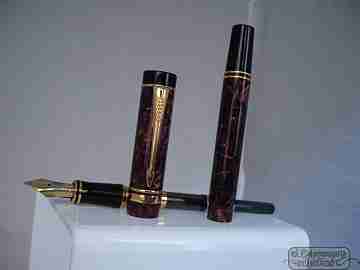 Stylo Plume Parker Duofold International MK1 - Plaqué Or Godronné - Nib F 18K - Années 1990