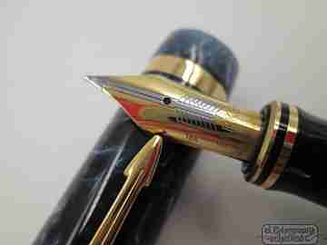 Parker Duofold Centennial. Azul mármol. Plumín 18 quilates. Años 90