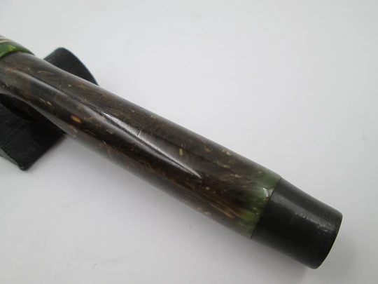 Parker Duofold Lucky Curve. Green celluloid & gold plated details. 1920's
