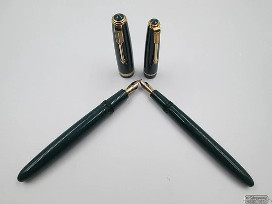 Parker Duofold & Slimfold fountain pen set. 1950's. Green plastic. Aerometric