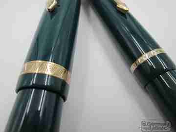 Parker Duofold & Slimfold fountain pen set. 1950's. Green plastic. Aerometric