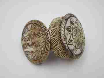 Pastoral box / Shepherd box. Carved bone. Adam and Eve temptation