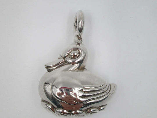 Pedro Duran baby rattle. 925 sterling silver. Duck figure. Ring. 1980's. Spain