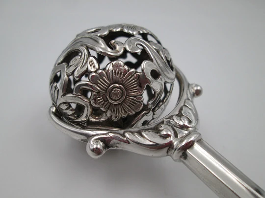 Pedro Duran baby rattle. 925 sterling silver. Flowers & vegetable motifs. 1990's