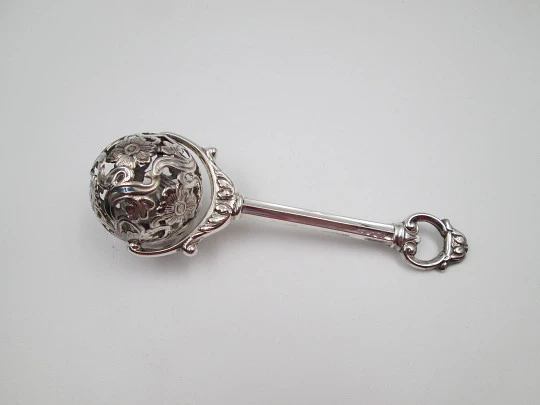 Pedro Duran baby rattle. 925 sterling silver. Flowers & vegetable motifs. Box. 1990's