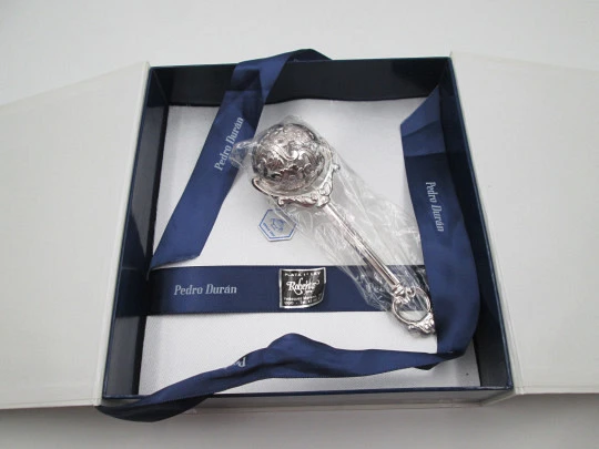 Pedro Duran baby rattle. 925 sterling silver. Flowers & vegetable motifs. Box. 1990's